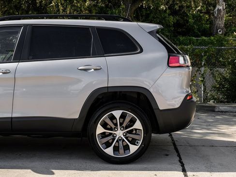 Used 2022 Jeep Cherokee Limited w/ Elite Package image 23