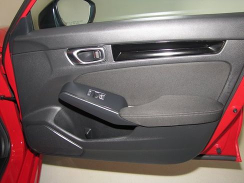 Used 2025 Honda Civic Sport Touring image 21