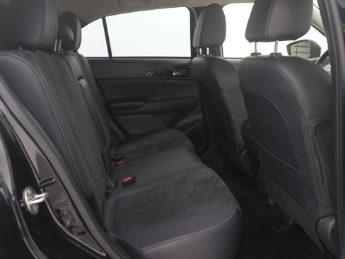 Used 2023 Mitsubishi Eclipse Cross SE image 13