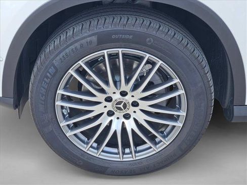 Used 2026 Mercedes-Benz GLC 300 image 22