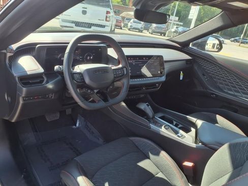 New 2025 Dodge Charger R/T w/ Quick Order Package 25M R/T image 8