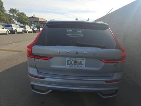 Certified 2025 Volvo XC60 B5 Plus image 5