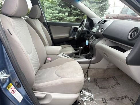 Used 2006 Toyota RAV4 Limited FWD image 29