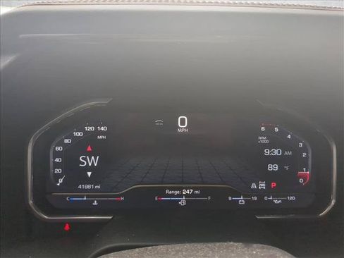 Used 2024 GMC Sierra 1500 AT4 w/ Technology Package AWD/4WD image 13