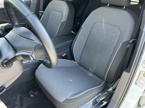 Used 2025 Volkswagen Jetta Sport FWD image 18