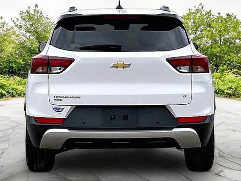 Used 2023 Chevrolet TrailBlazer LT AWD/4WD image 5