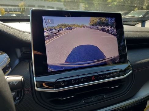 New 2026 Jeep Compass Trailhawk image 13