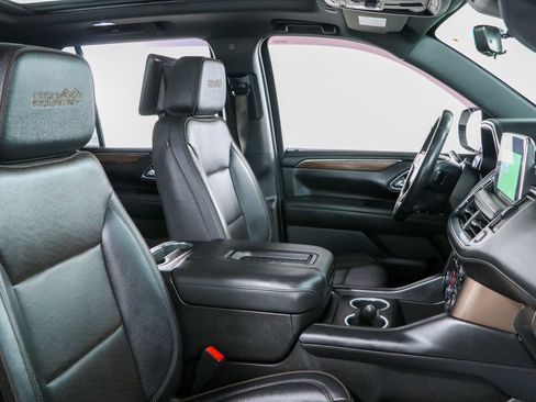 Used 2023 Chevrolet Tahoe High Country w/ Advanced Technology Package AWD/4WD image 33