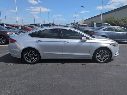 Used 2017 Ford Fusion Titanium AWD/4WD image 7