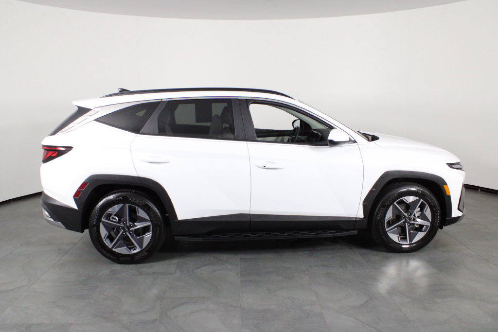 Certified 2026 Hyundai Tucson SEL Plus FWD image 12