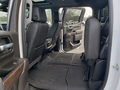 Used 2020 GMC Sierra 1500 SLT w/ SLT Premium Plus Package image 32