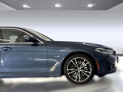 Used 2023 BMW 530e 530e w/ Premium Package image 35