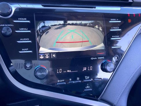 Used 2020 Toyota Camry XSE image 26