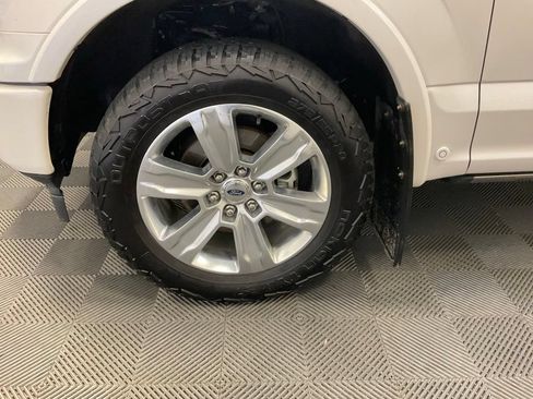 Used 2019 Ford F150 Platinum w/ Equipment Group 701A Luxury AWD/4WD image 15