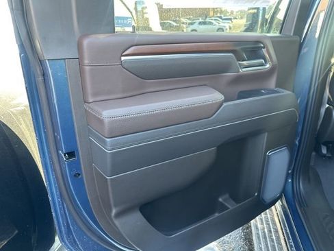 New 2026 GMC Sierra 3500 Denali w/ Denali Reserve Package image 15