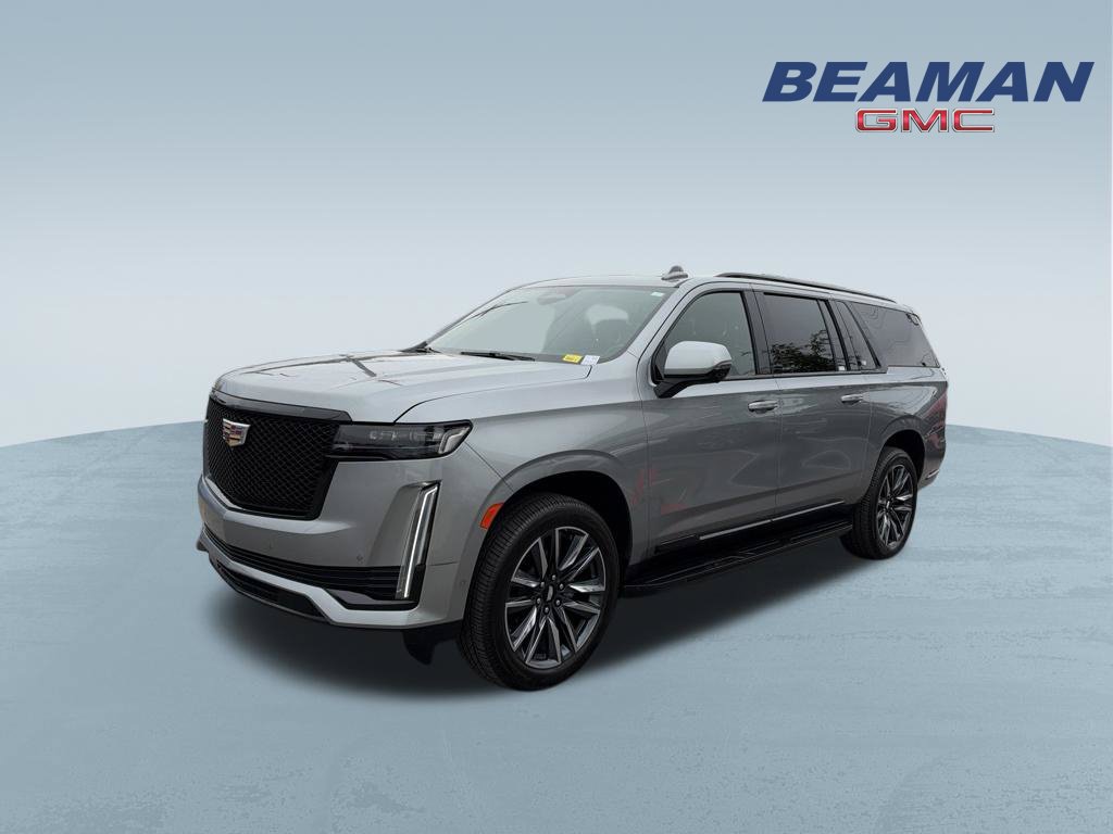 Used 2024 Cadillac Escalade ESV Sport RWD image 3