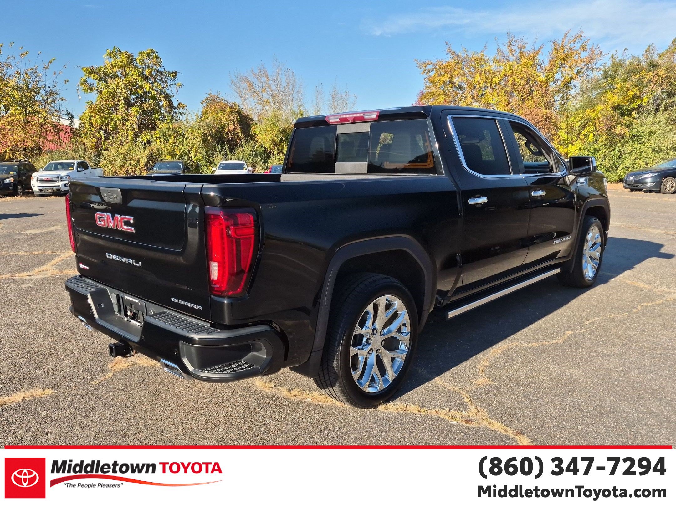 Used 2022 GMC Sierra 1500 Denali AWD/4WD image 3