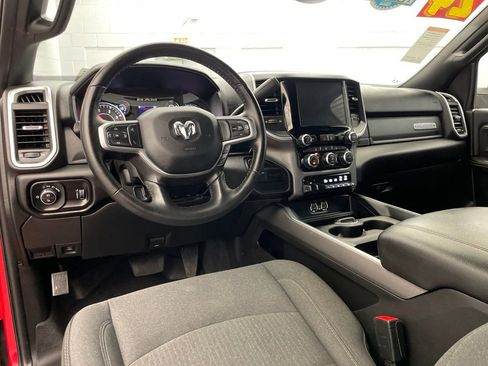 Certified 2024 RAM 2500 Big Horn w/ Night Edition AWD/4WD image 15