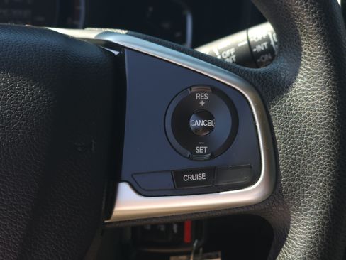 Used 2017 Honda CR-V LX image 24