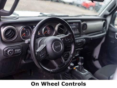 Used 2021 Jeep Wrangler Unlimited Sport image 4