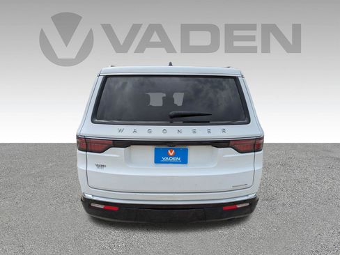 Used 2024 Jeep Wagoneer Series II w/ Flexible Seating Group RWD image 26