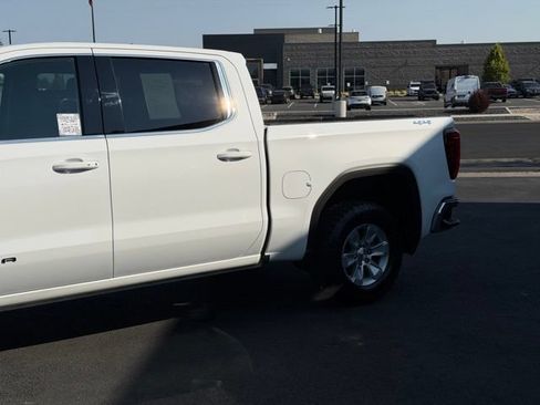 Used 2023 GMC Sierra 1500 SLE AWD/4WD image 10