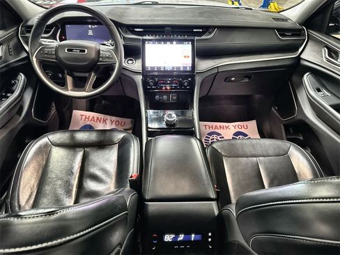 Used 2021 Jeep Grand Cherokee L Limited image 27