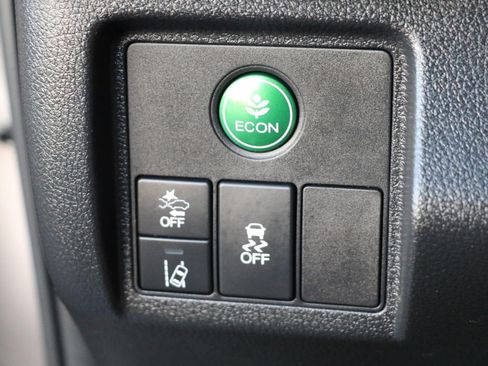 Used 2022 Honda HR-V EX image 16