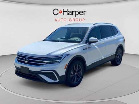 Used 2023 Volkswagen Tiguan SE AWD/4WD image 7