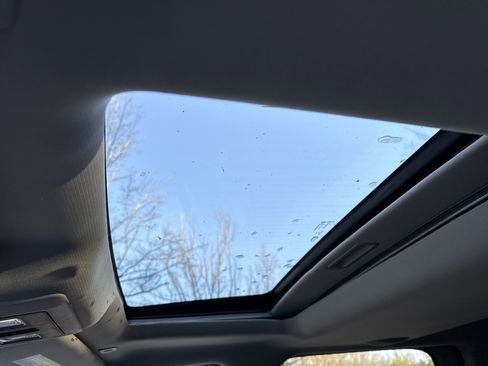 Used 2018 RAM 2500 Laramie w/ Off Road Package image 25