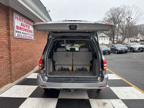 Used 2004 Toyota Sequoia SR5 image 42