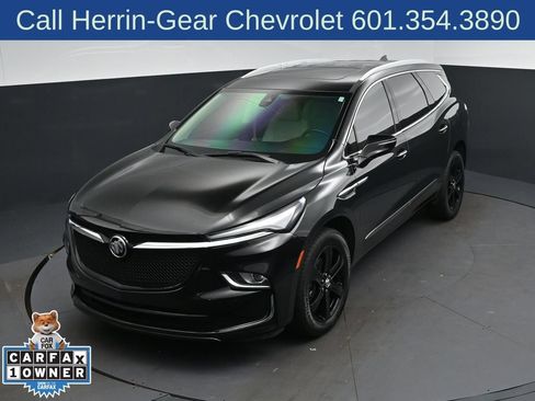 Used 2023 Buick Enclave Essence w/ Experience Buick Package FWD image 29