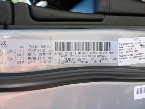 Used 2019 Jeep Grand Cherokee Limited image 48