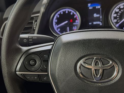 Used 2024 Toyota Camry LE FWD image 19