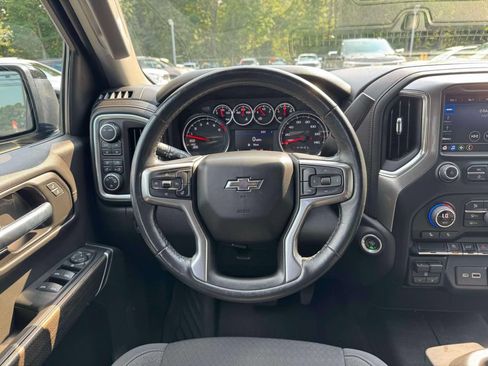 Used 2022 Chevrolet Silverado 1500 RST AWD/4WD image 22