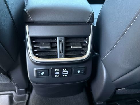 Used 2024 Subaru Outback Limited XT AWD/4WD image 13