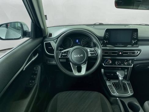 Used 2023 Kia Seltos LX AWD/4WD image 21