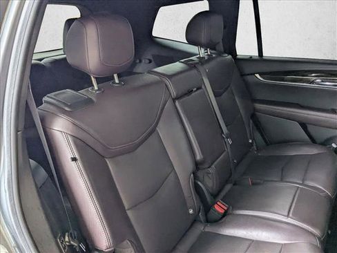 Used 2020 Cadillac XT6 Premium Luxury image 20