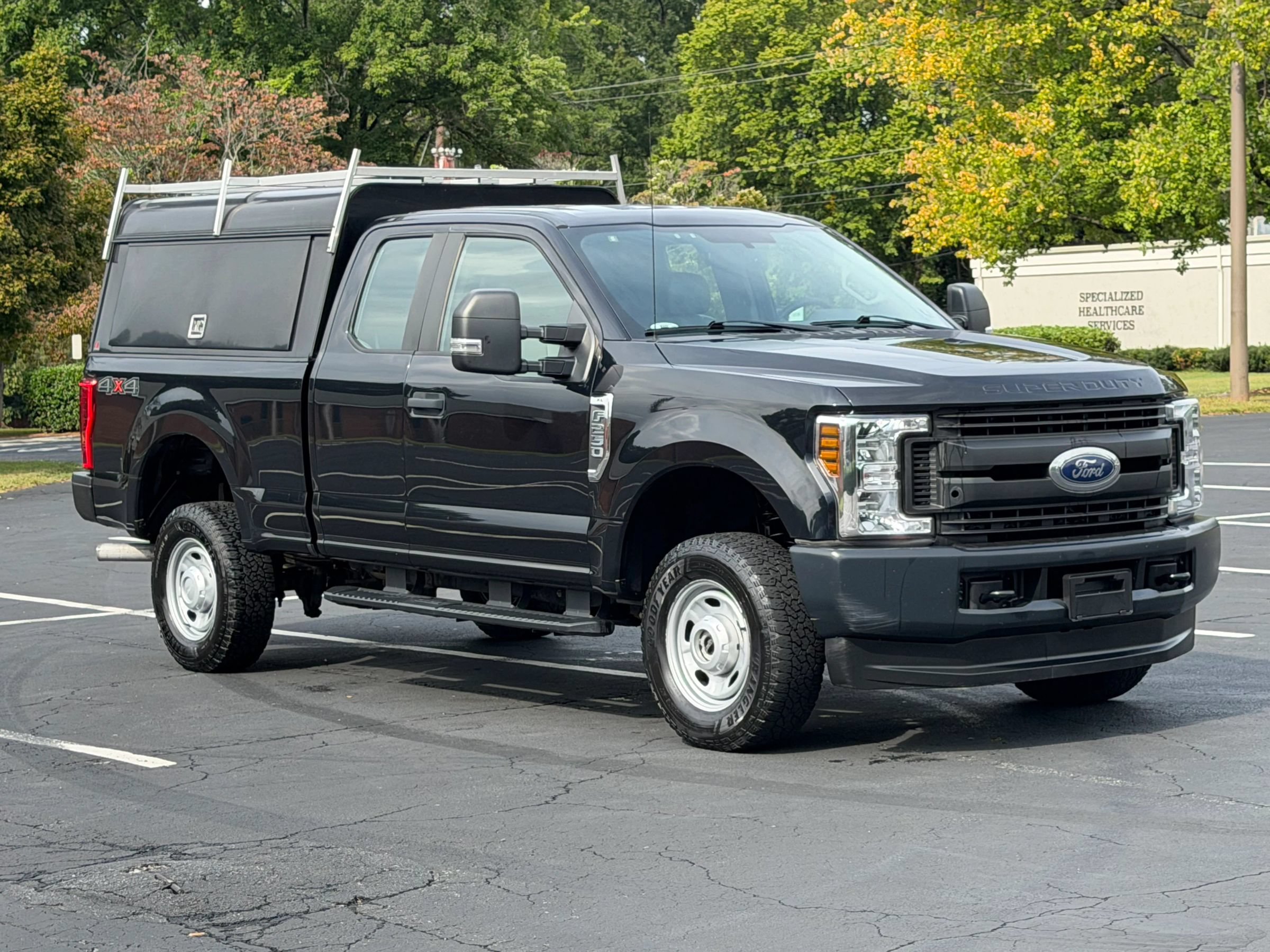 Used 2019 Ford F250 XL w/ Power Equipment Group AWD/4WD image 4