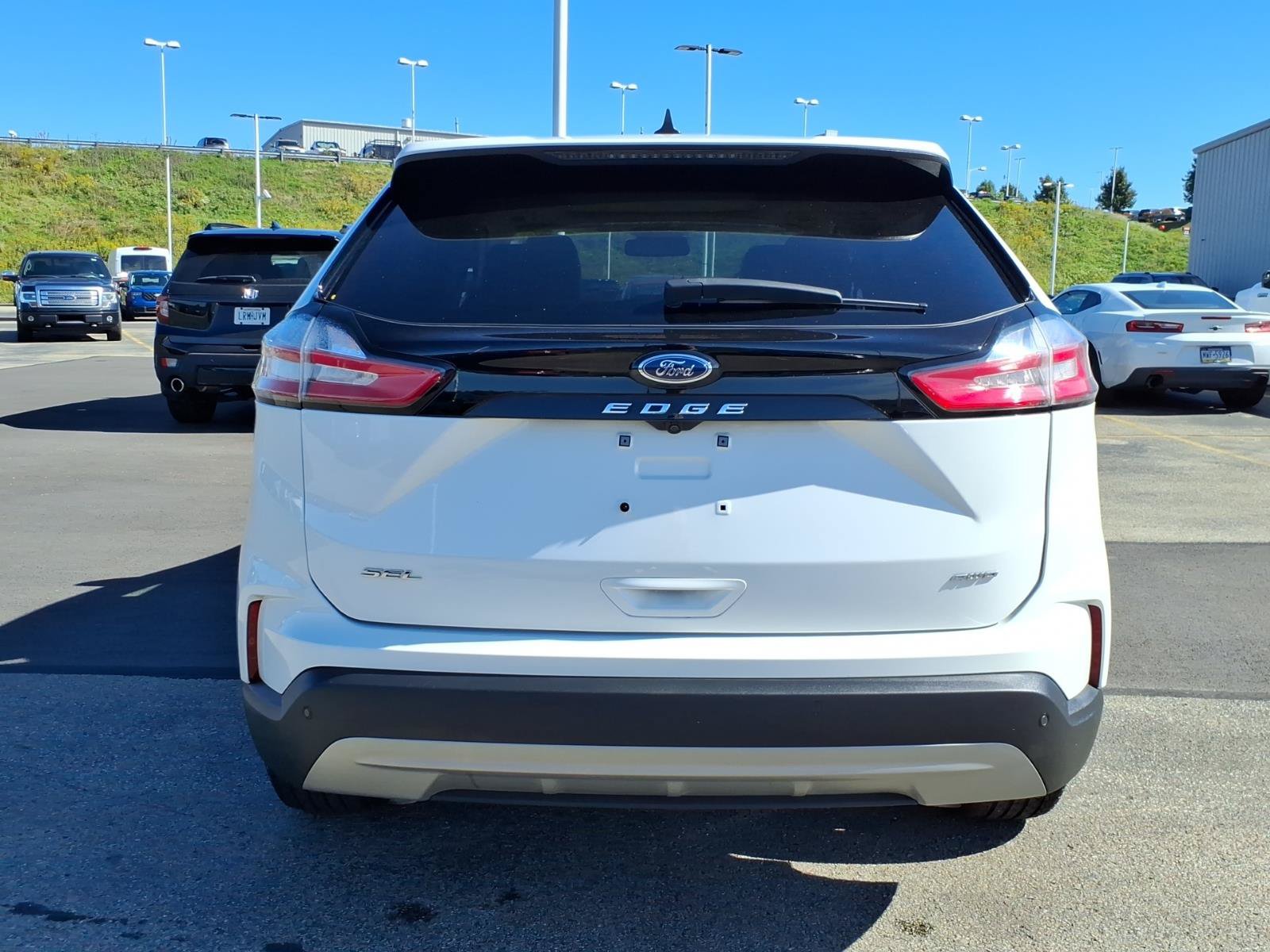 Certified 2024 Ford Edge SEL w/ Convenience Package AWD/4WD image 5