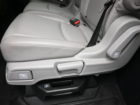Used 2024 Honda Odyssey Touring image 34