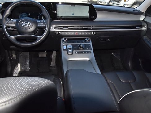 Used 2023 Hyundai Palisade SEL image 17