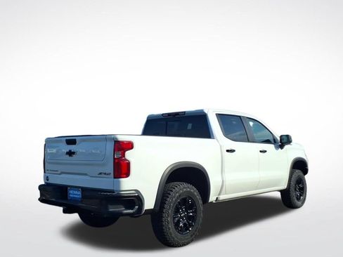 New 2026 Chevrolet Silverado 1500 ZR2 AWD/4WD image 3
