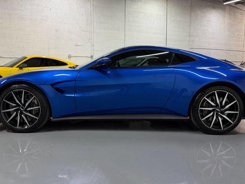 Used 2020 Aston Martin V8 Vantage Coupe image 23