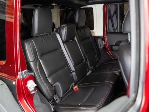 Used 2021 Jeep Wrangler Unlimited Rubicon w/ Trailer Tow Package image 12