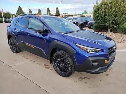 Used 2025 Subaru Crosstrek 2.5i Wilderness w/ Crosstrek Mirror Package image 5