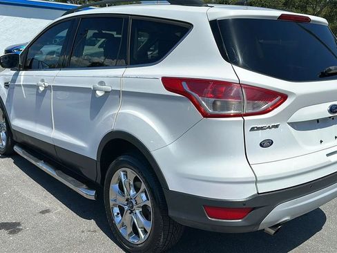 Used 2015 Ford Escape SE w/ Equipment Group 201A FWD image 9