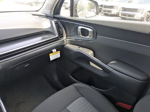 New 2026 Kia Sorento LX FWD image 19