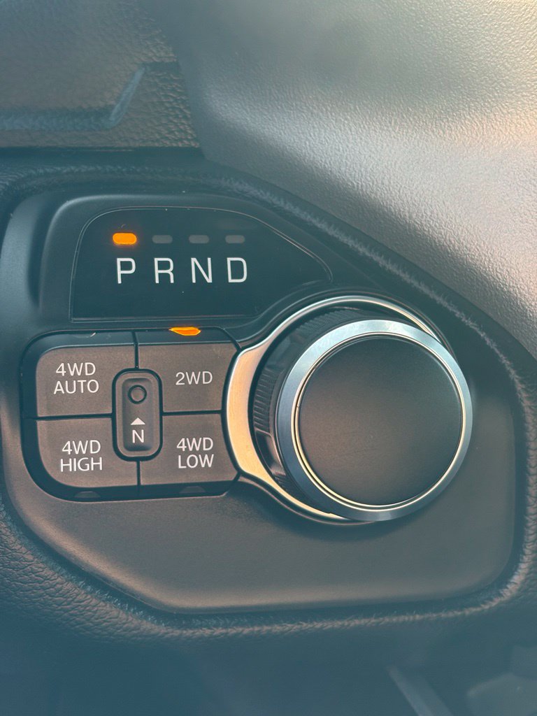 Used 2020 RAM 1500 Big Horn AWD/4WD image 29