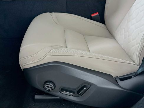 New 2026 Volvo XC60 B5 Core image 18